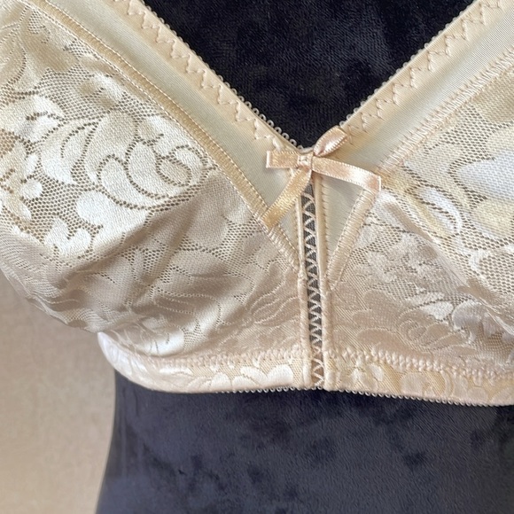 (NEW) BALI CLASSIC SUPPORT BRA - Picture 3 of 6